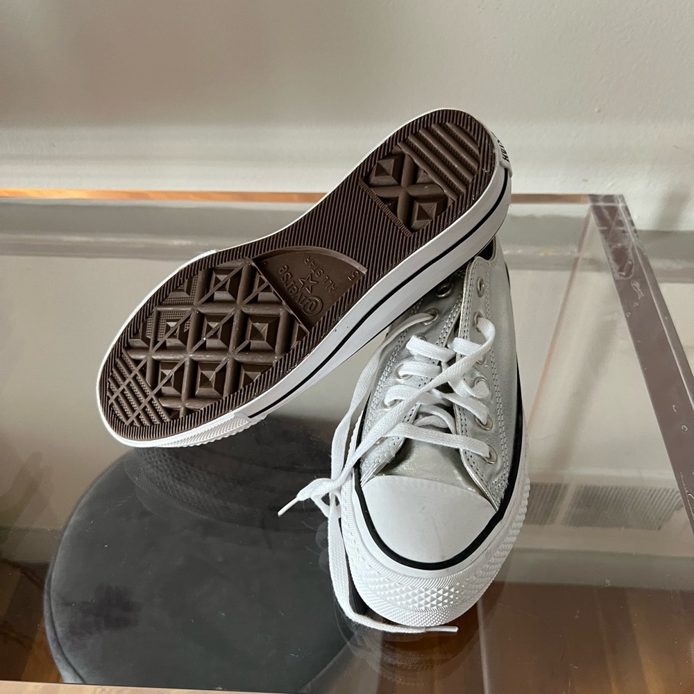 Limited edition silver converse!
